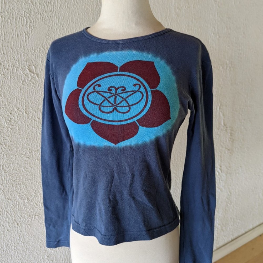 Vintage long sleeve tee with graphic mandela print, Talking to Angels